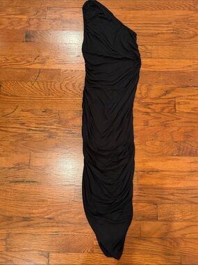 Black One-Shoulder Ruched Midi Dress